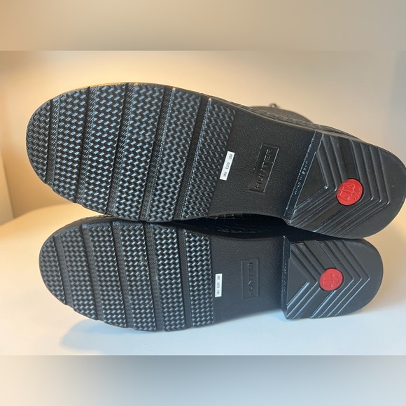 Hunter Original Embossed Refined Tall Waterproof Rain Boot - size 8 black - NEW - Picture 9 of 9